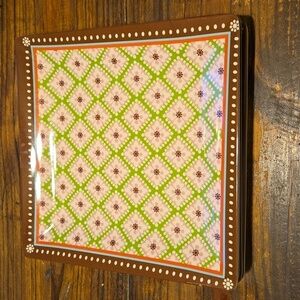 Set of 5 Patterned Hard Plastic Square Plates 10.5 inches